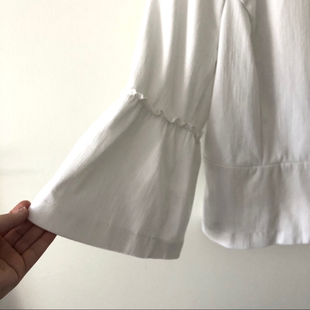 White Blazer With Ruffle Sleeves - Picture 5 of 9
